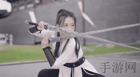 上官婉儿翻白眼流眼泪照片,上官婉儿情绪失控瞬间曝光 公众热议背后的真实与隐私-1
